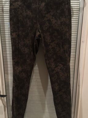 Women's Brown and Black splotchy design Jeans - Slim Fit